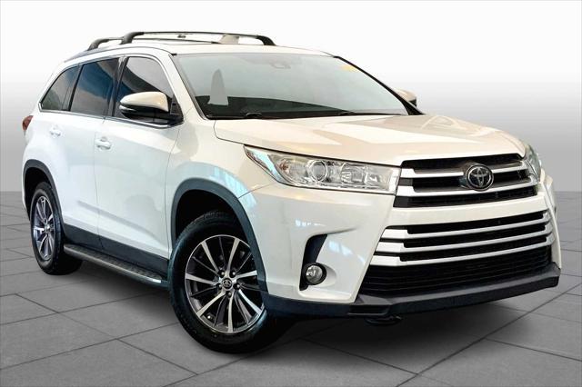 used 2019 Toyota Highlander car, priced at $25,912
