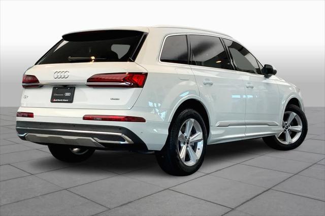 used 2023 Audi Q7 car, priced at $42,095