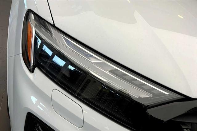 new 2025 Audi Q7 car, priced at $90,835