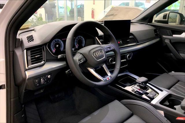 new 2025 Audi Q5 car, priced at $66,090