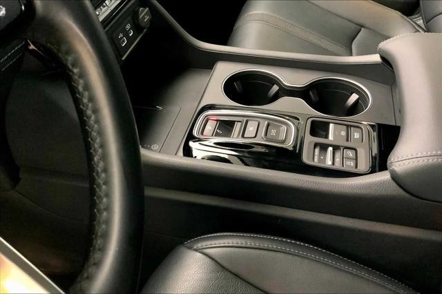 used 2025 Honda Pilot car, priced at $38,999