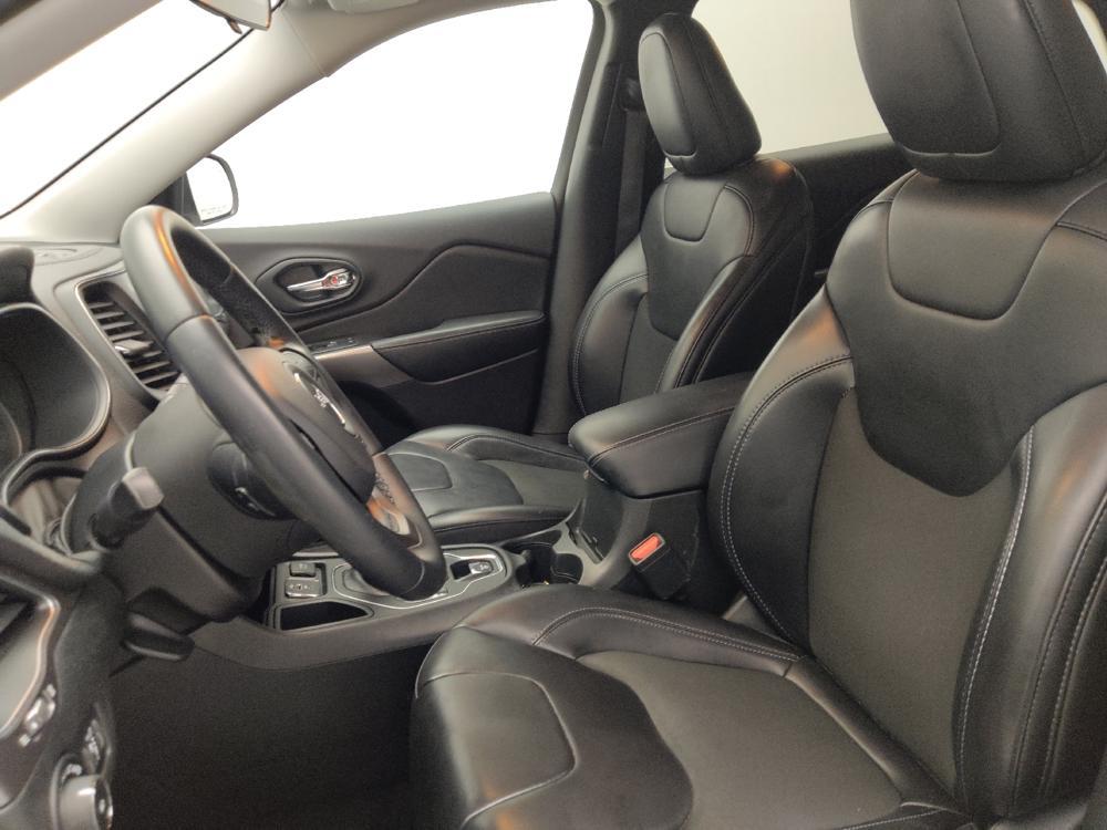 used 2019 Jeep Cherokee car, priced at $17,595