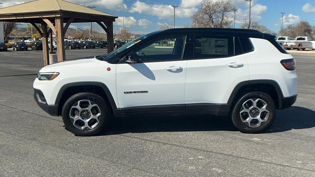 new 2022 Jeep Compass car, priced at $39,985