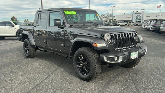 new 2023 Jeep Gladiator car, priced at $55,541