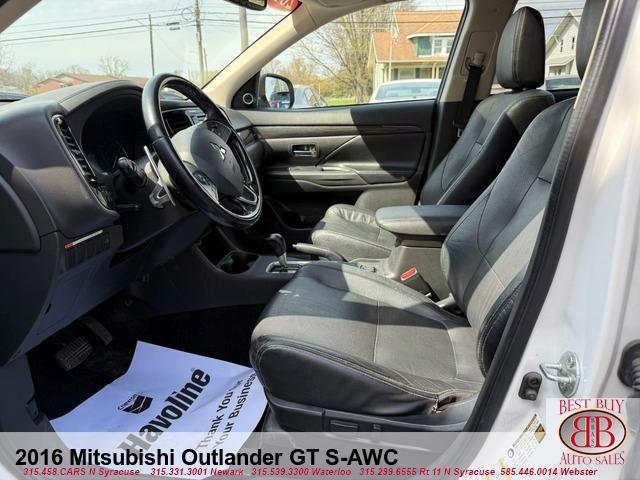 used 2016 Mitsubishi Outlander car, priced at $10,995