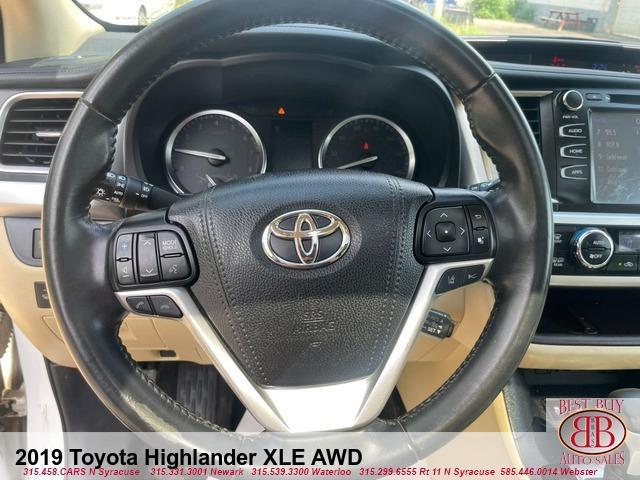 used 2019 Toyota Highlander car, priced at $23,995