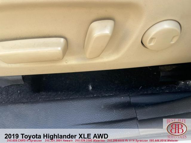 used 2019 Toyota Highlander car, priced at $23,995