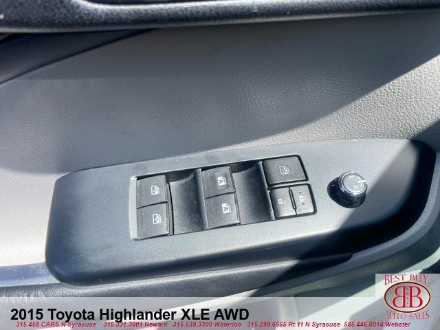 used 2015 Toyota Highlander car, priced at $17,995