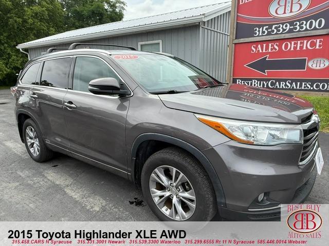 used 2015 Toyota Highlander car, priced at $16,995