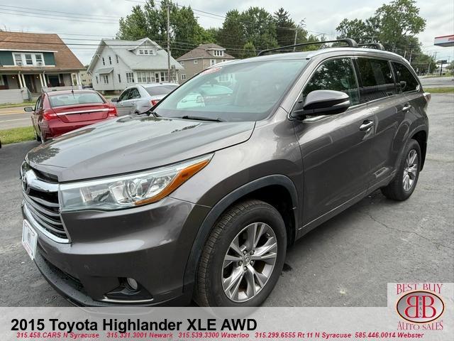 used 2015 Toyota Highlander car, priced at $16,995