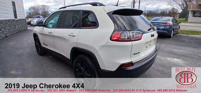 used 2019 Jeep Cherokee car, priced at $12,995
