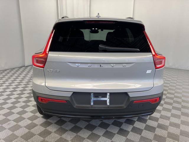 new 2024 Volvo XC40 car, priced at $61,455