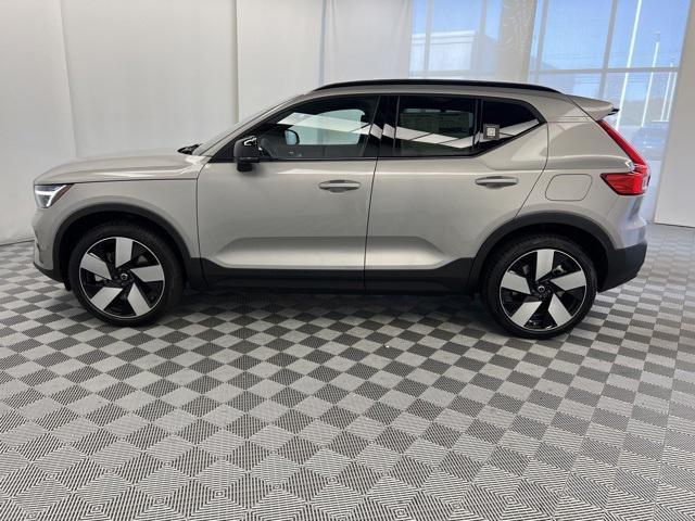 new 2024 Volvo XC40 car, priced at $61,455