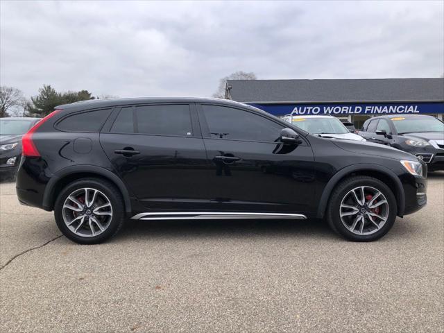 used 2018 Volvo V60 Cross Country car, priced at $21,900