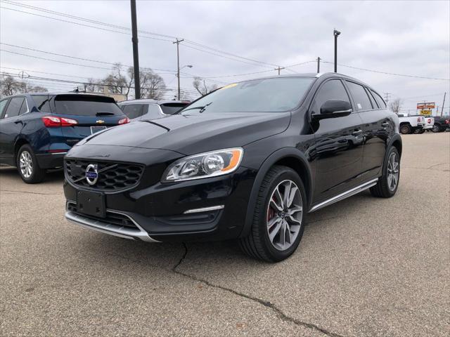 used 2018 Volvo V60 Cross Country car, priced at $21,900