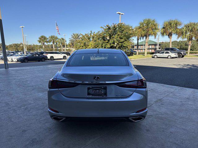 new 2025 Lexus ES 350 car, priced at $50,289