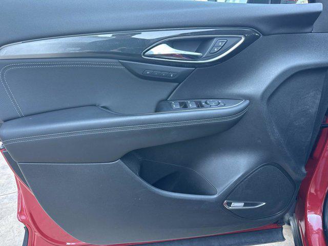 used 2025 Buick Envision car, priced at $29,440