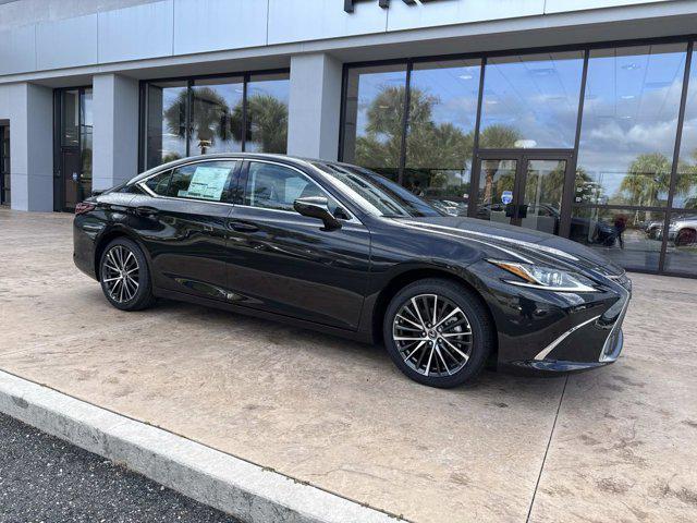 new 2025 Lexus ES 300h car, priced at $50,599