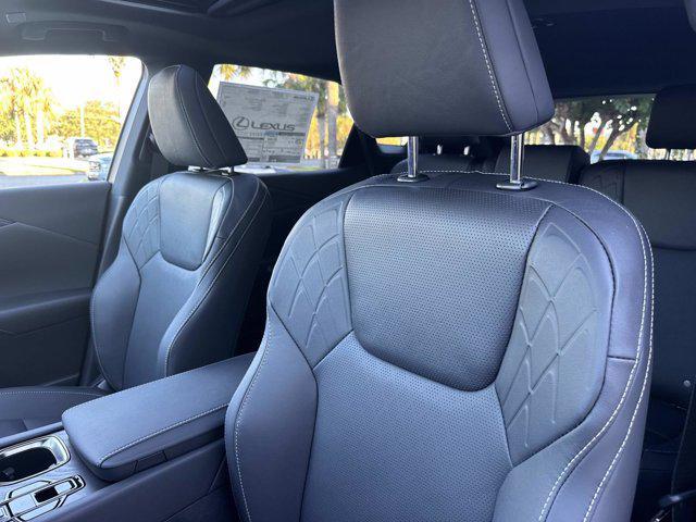 new 2025 Lexus RX 350 car, priced at $58,564