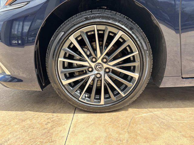 used 2025 Lexus ES 350 car, priced at $44,877