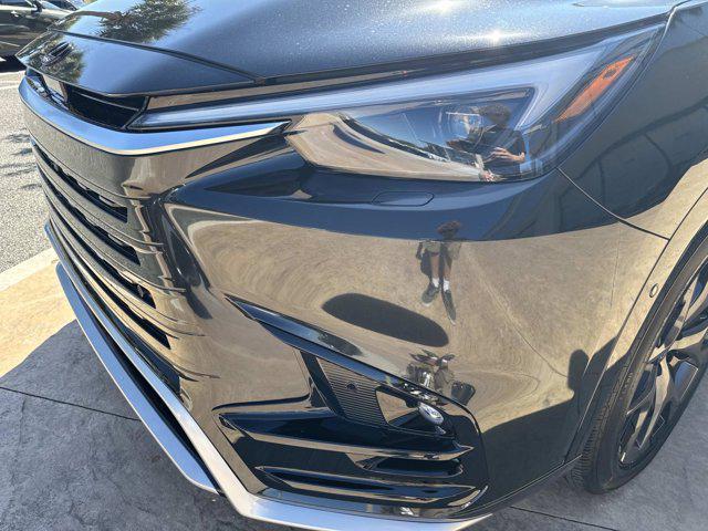 new 2026 Lexus TX 500h car, priced at $76,355