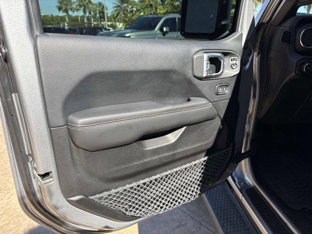 used 2018 Jeep Wrangler Unlimited car, priced at $25,380