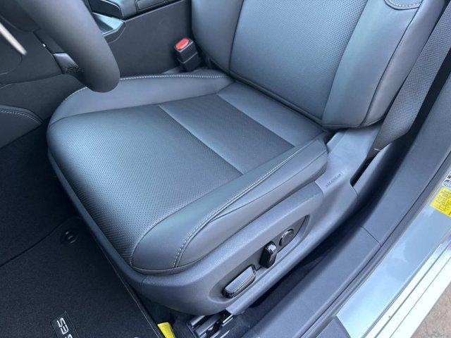 new 2025 Lexus ES 350 car, priced at $48,110