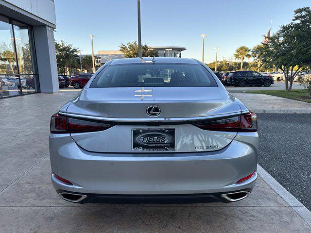 new 2025 Lexus ES 350 car, priced at $48,110