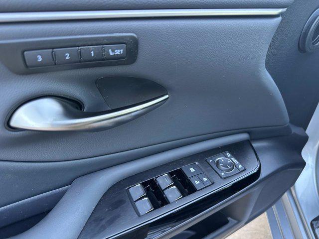 new 2025 Lexus ES 350 car, priced at $48,110