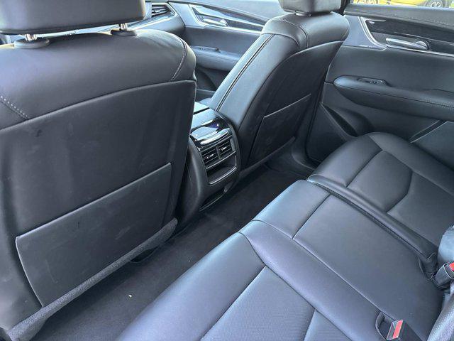 used 2025 Cadillac XT5 car, priced at $40,700