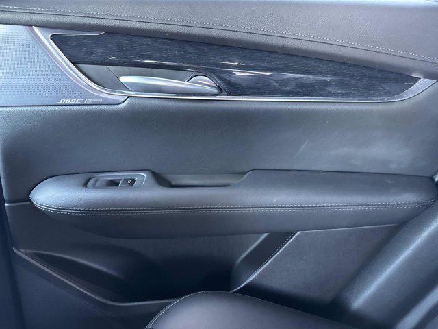 used 2025 Cadillac XT5 car, priced at $40,700