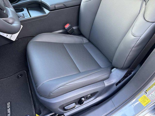 new 2025 Lexus ES 350 car, priced at $50,279