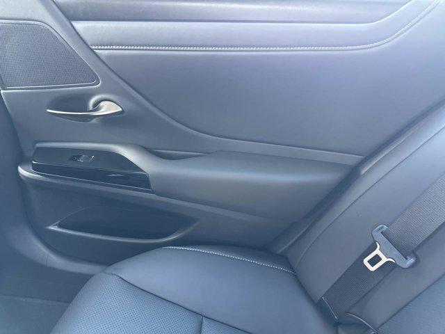 new 2025 Lexus ES 350 car, priced at $50,279