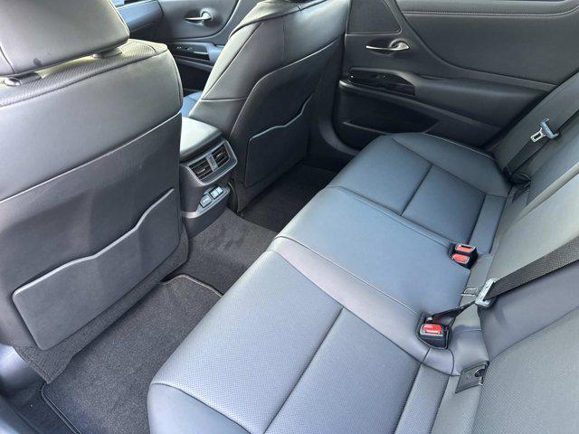new 2025 Lexus ES 350 car, priced at $50,279