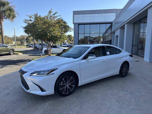 new 2025 Lexus ES 350 car, priced at $50,289