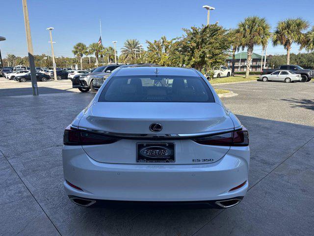 new 2025 Lexus ES 350 car, priced at $50,289