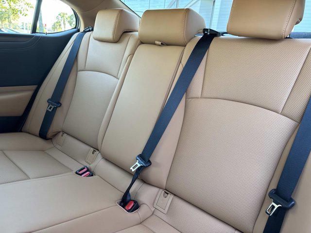 new 2025 Lexus ES 350 car, priced at $50,289