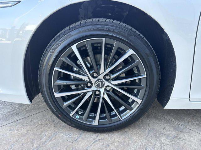 new 2025 Lexus ES 350 car, priced at $50,289