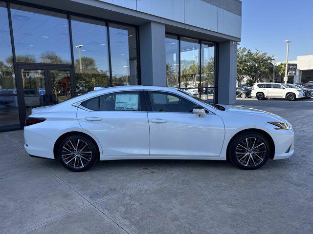 new 2025 Lexus ES 350 car, priced at $50,289