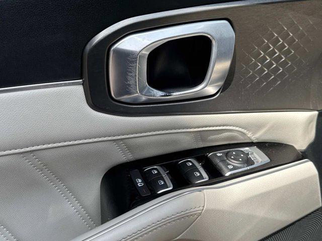 used 2022 Kia Sorento car, priced at $28,430