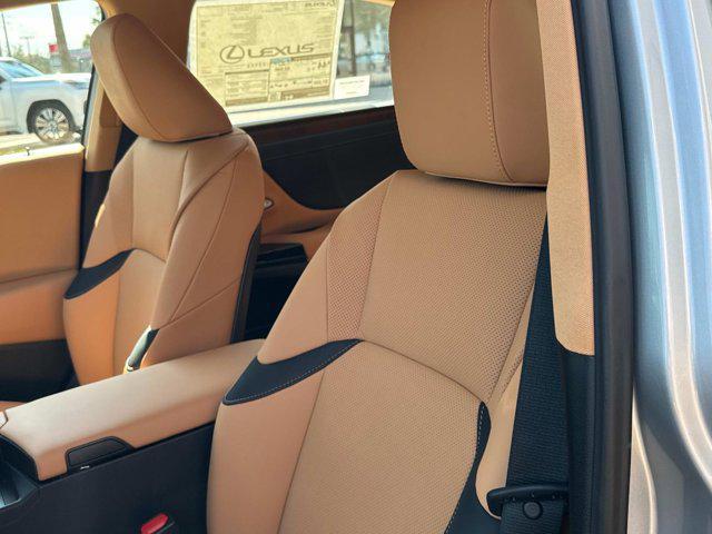 new 2025 Lexus ES 300h car, priced at $50,899