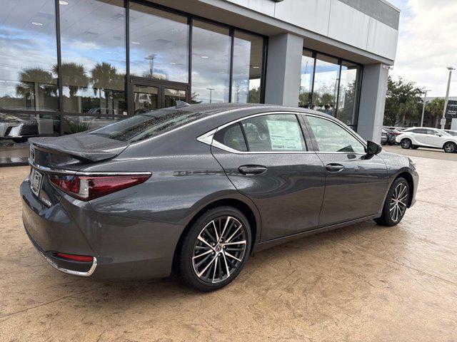 new 2025 Lexus ES 300h car, priced at $51,609