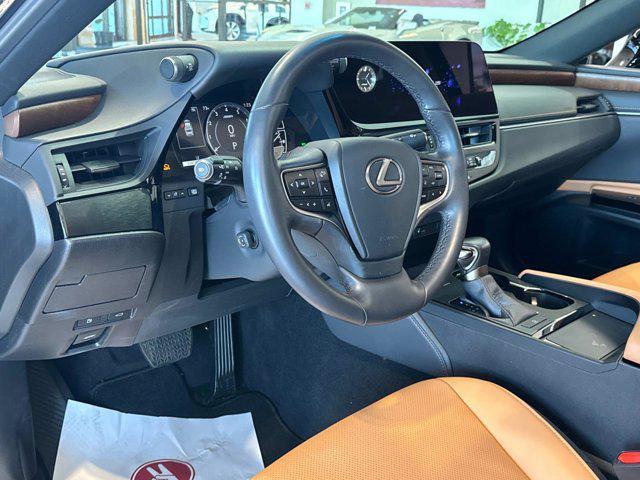 used 2024 Lexus ES 350 car, priced at $41,820