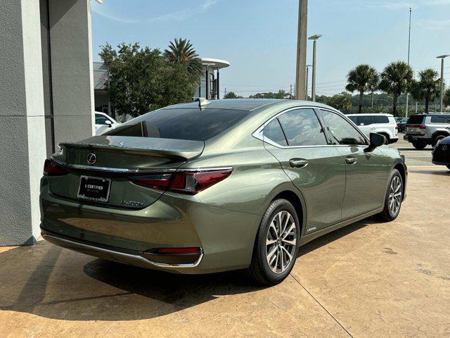 used 2022 Lexus ES 300h car, priced at $35,300