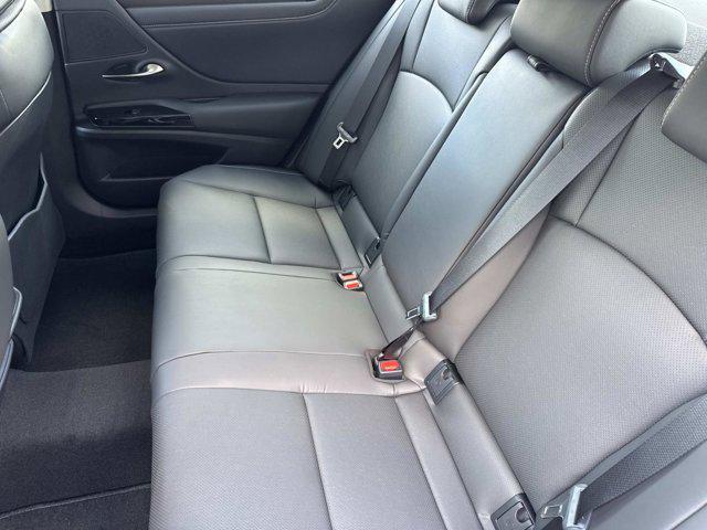 new 2025 Lexus ES 300h car, priced at $51,099