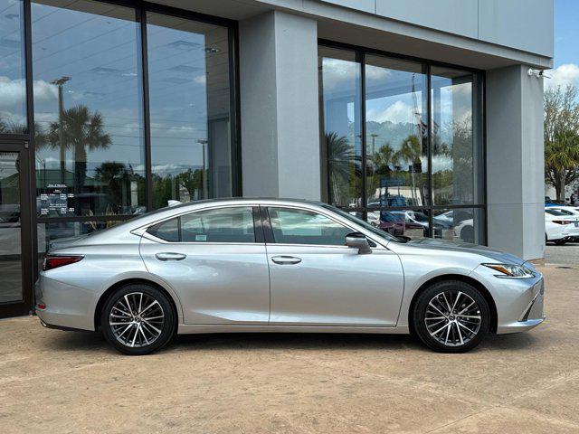new 2025 Lexus ES 350 car, priced at $49,179