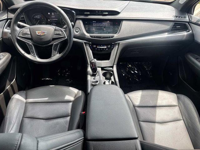 used 2021 Cadillac XT5 car, priced at $28,990