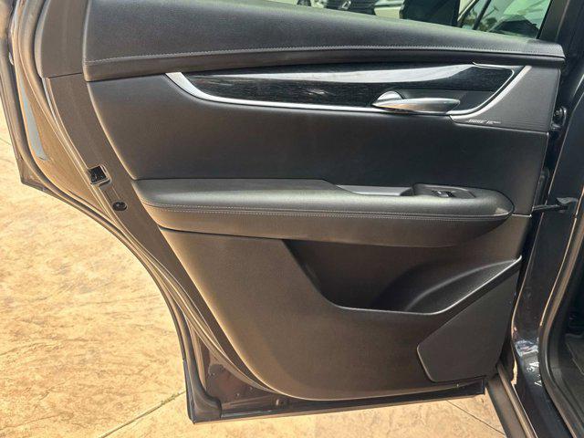used 2021 Cadillac XT5 car, priced at $28,990
