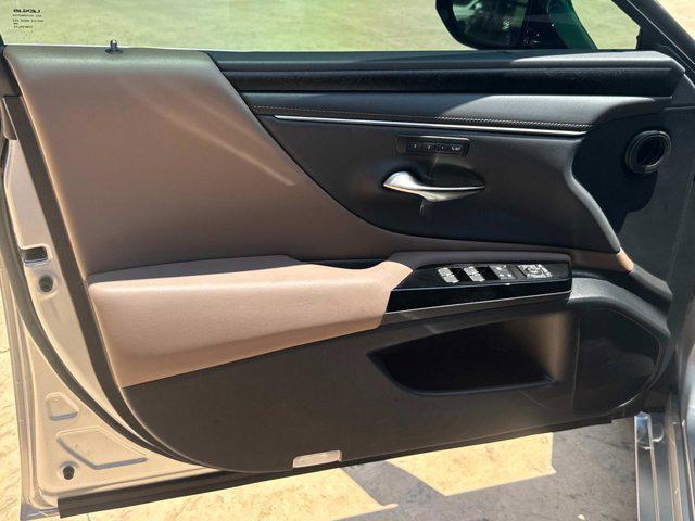 used 2022 Lexus ES 350 car, priced at $36,800
