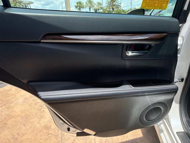 used 2017 Lexus ES 350 car, priced at $21,830